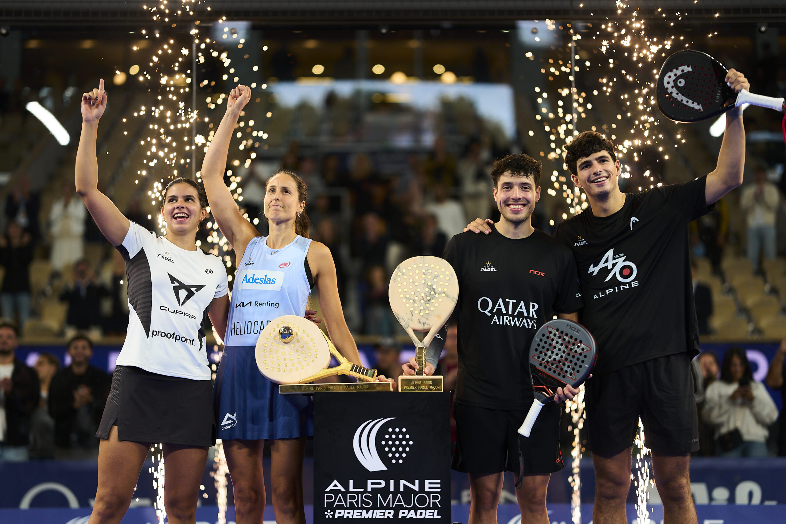 Dominio e grandi vittorie all'Alpine Paris Major